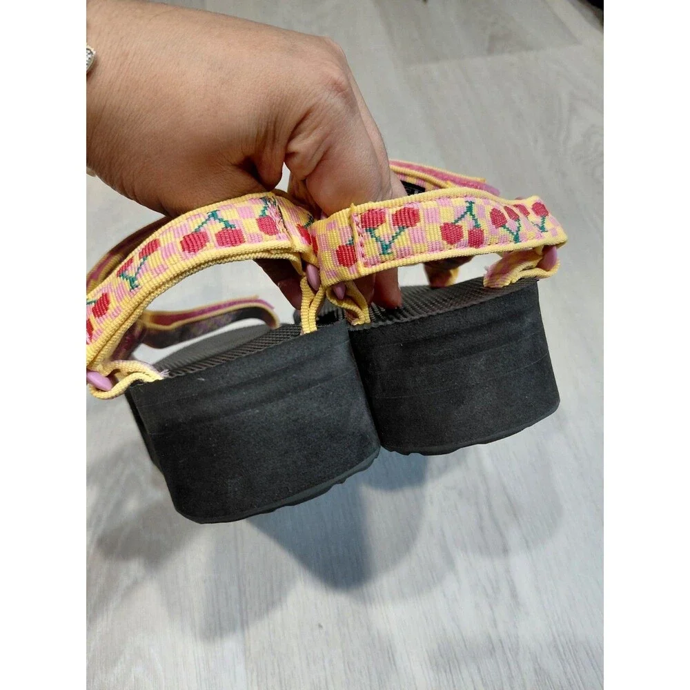 Teva Midform Universal Sandal - Cherries -Women Size 7 Multicolor